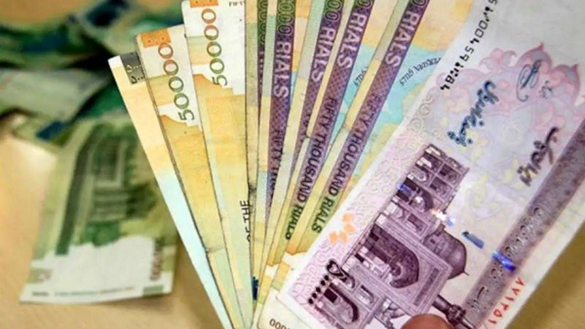 واریز اعتبار 350 هزار تومانی برای دهک‌های چهارم و پنجم