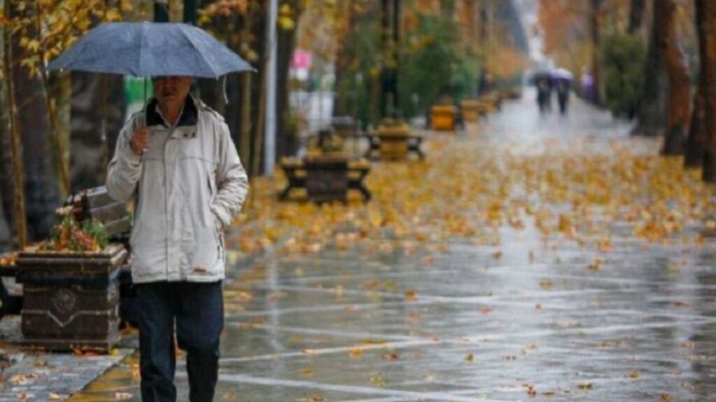 بارش باران در راه کشور