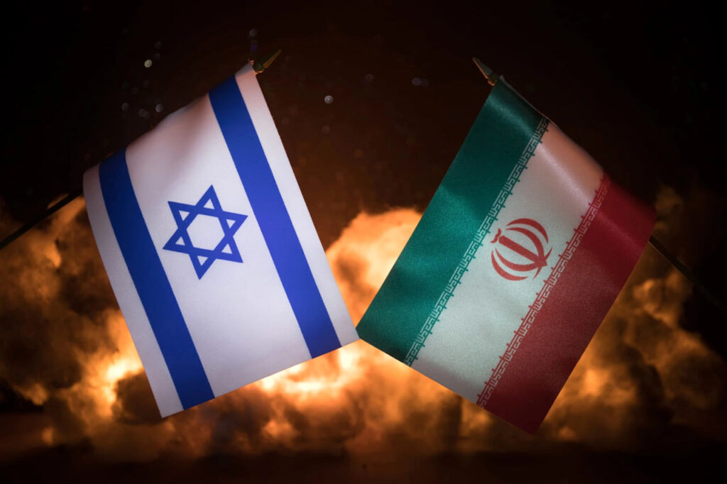 اسرائیل رسماً به دست و پای ایران افتاد