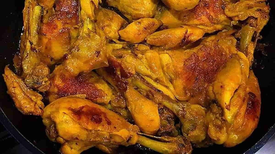 ترفند پخت مرغ بدون آب با سس مخصوص؛ چطور مرغ مجلسی درست کنم؟