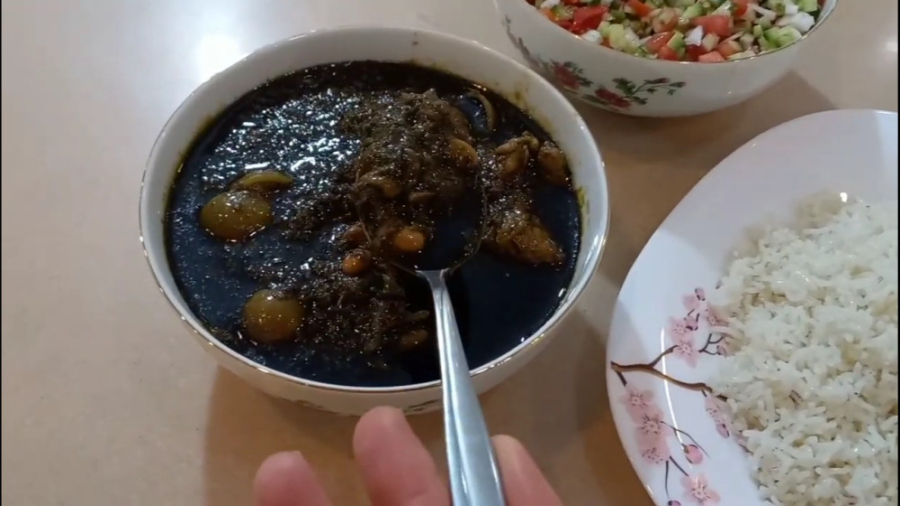 دستور تهیه قورمه سبزی خوش رنگ
