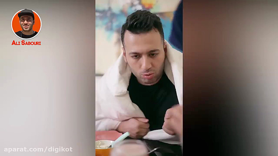کلیپ طنز علی صبوری - مشاور آویزون