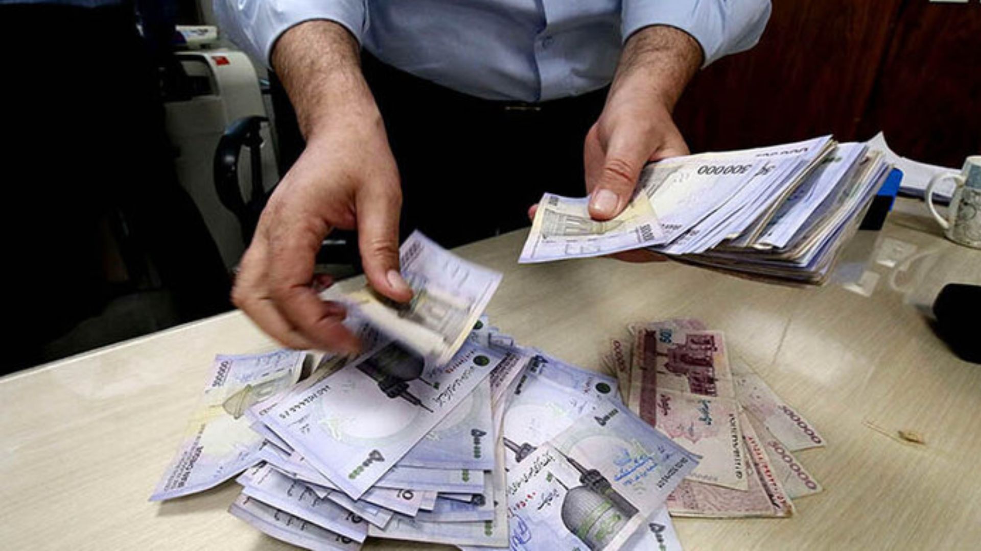 تکلیف وام ۴۰۰ میلیونی بدون ضامن مشخص شد