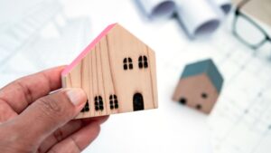 رهن کامل آپارتمان در زعفرانیه چقدر آب میخورد؟