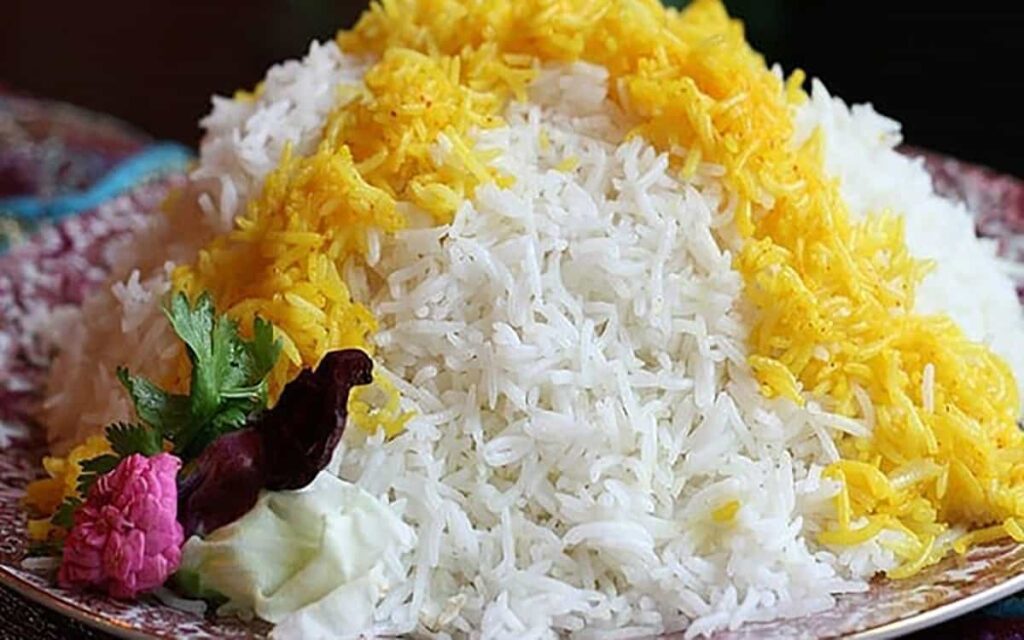 چرا مردم ایران برنج را سه برابر گران‌تر از قیمت جهانی می‌خرند؟