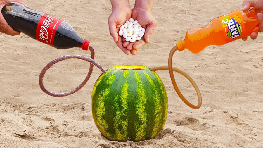 آزمایش: کوکاکولا و فانتا در مقابل هندوانه