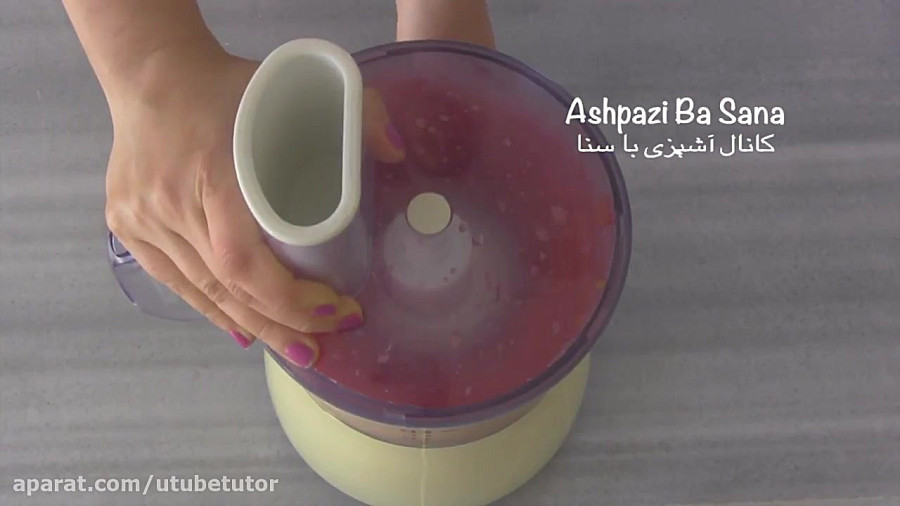 طرز تهیه رب گوجه فرنگی غلیظ و خوشرنگ خانگی و نکات مهم آن بدون نیاز به آفتاب