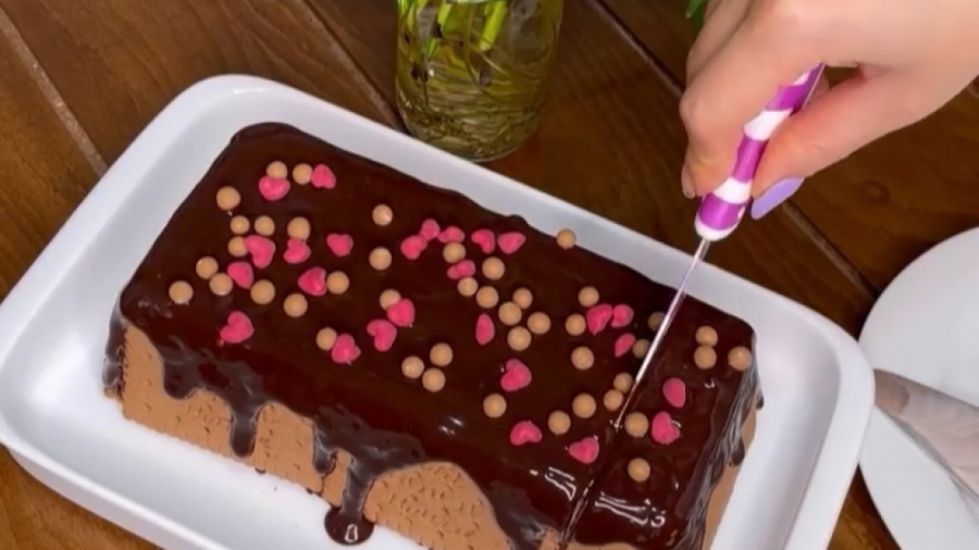 کیک یخچالی بسیار خوشمزه ، سریع و سه سوته