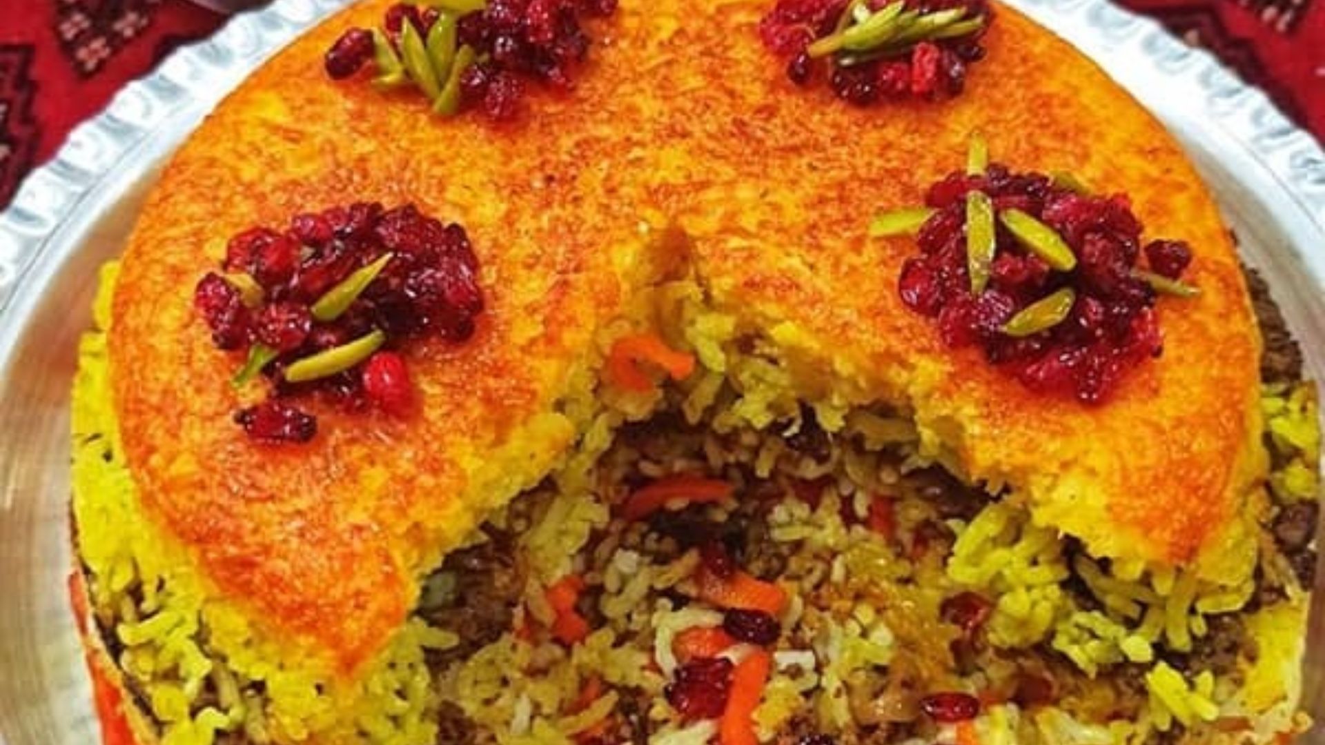 روش پخت هویج پلو ته‌چین