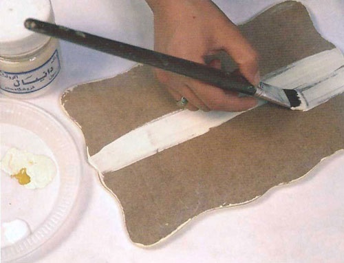 ترک روی چوب