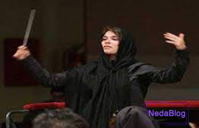 نازنین آقاخانی کیست؟