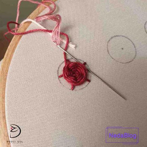 دوخت رز عنکبوتی در گلدوزی برزیلی گام ششم