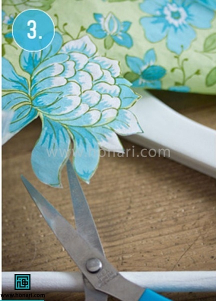 آموزش دکوپاژ روی چوب لباسی