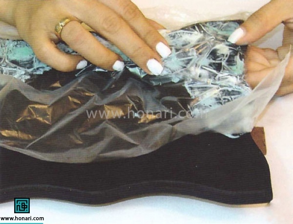 تزئین قاب چوبی