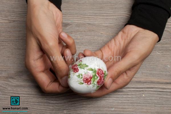  تخم مرغ گل سرخی