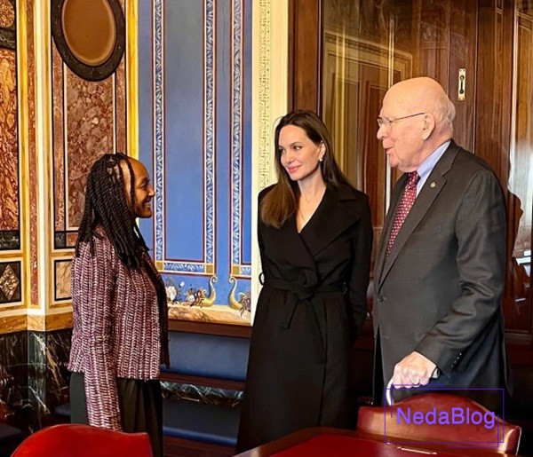 آنجلینا جولی و دخترش