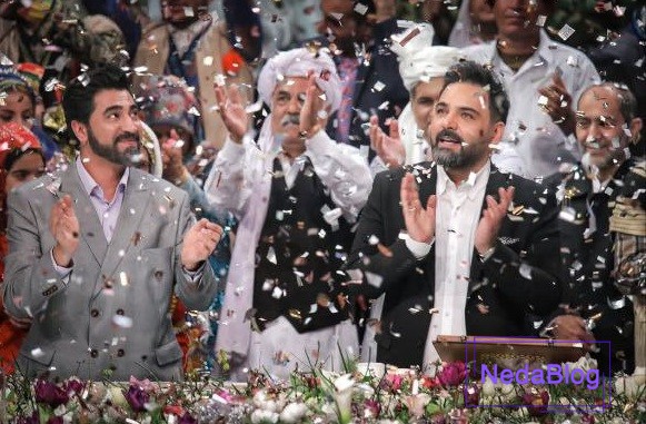 احسان علیخانی در برنامه تلویزیونی سال تحویل