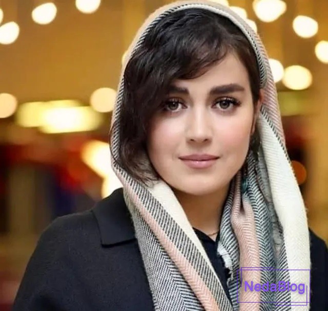 افسانه پاکرو