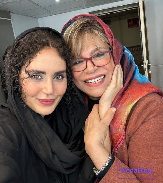 الناز شاکردوست در کنار گوهر خیراندیش