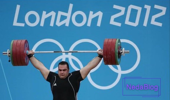 بهداد سلیمی در حال وزنه برداری