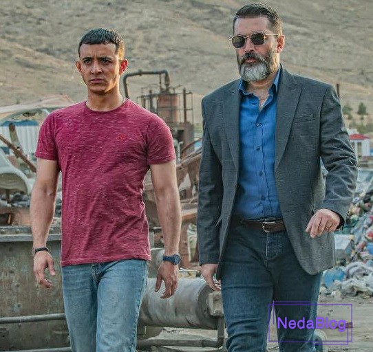 علی شادمان در کنار بازیگر سریال یاغی