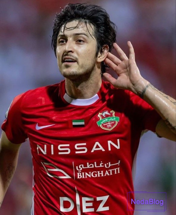 عکس زیبای سردار آزمون در زمین فوتبال