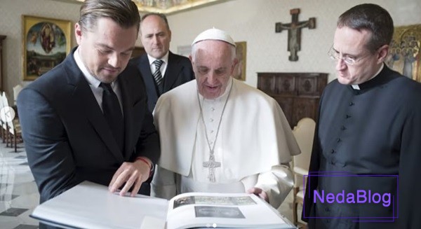 لئوناردو دی‌کاپریو در کلیسا