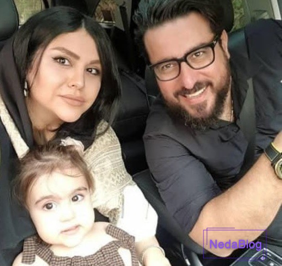 محسن کیایی در کنار همسر و فرزندش
