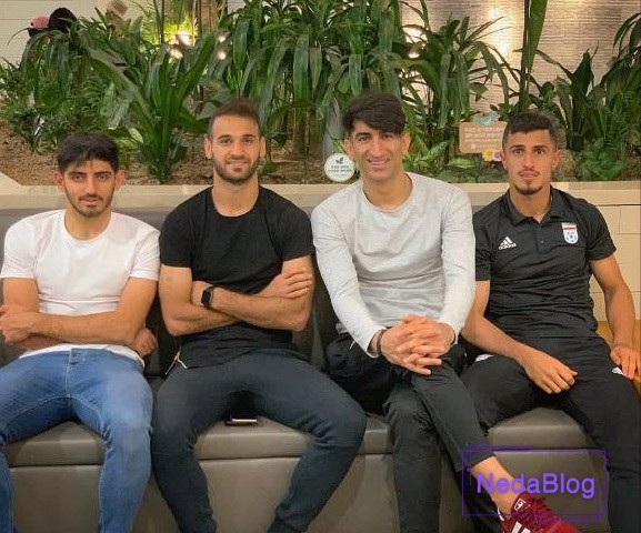 مهدی ترابی در کنار همکارانش