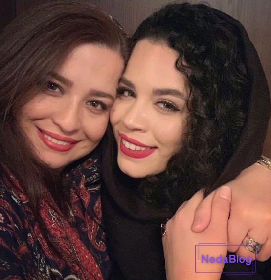 مهراوه شریفی نیا در کنار خواهرش