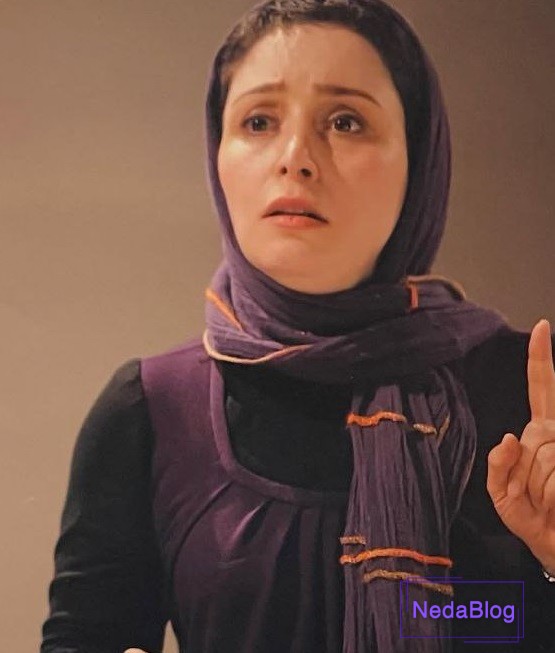 ژاله صامتی در نمایش تئاتر