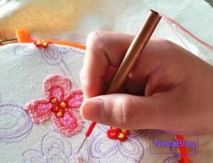 آموزش کار با سوزن پانچ