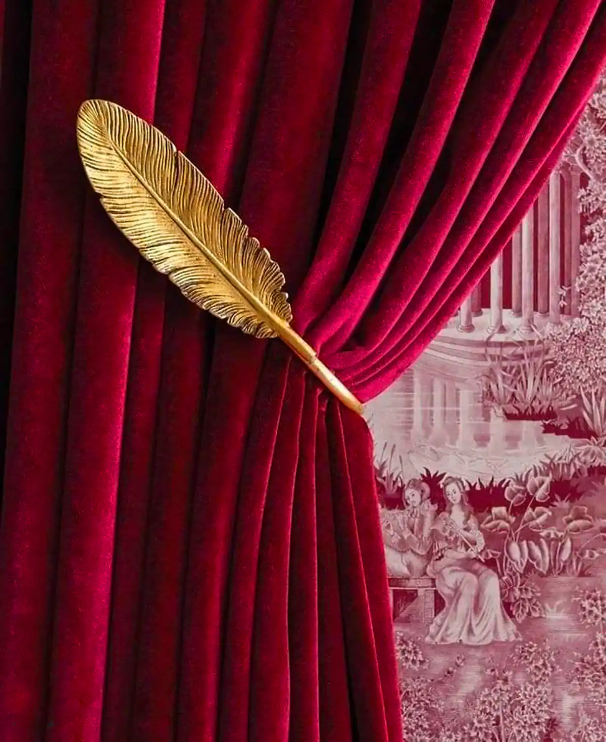 نگهدارنده پرده طلایی