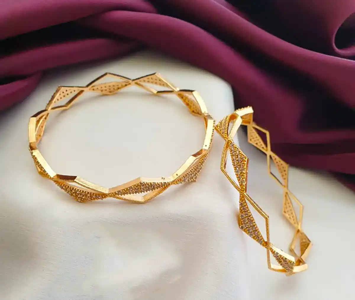 النگو طلا شیک و زیبا