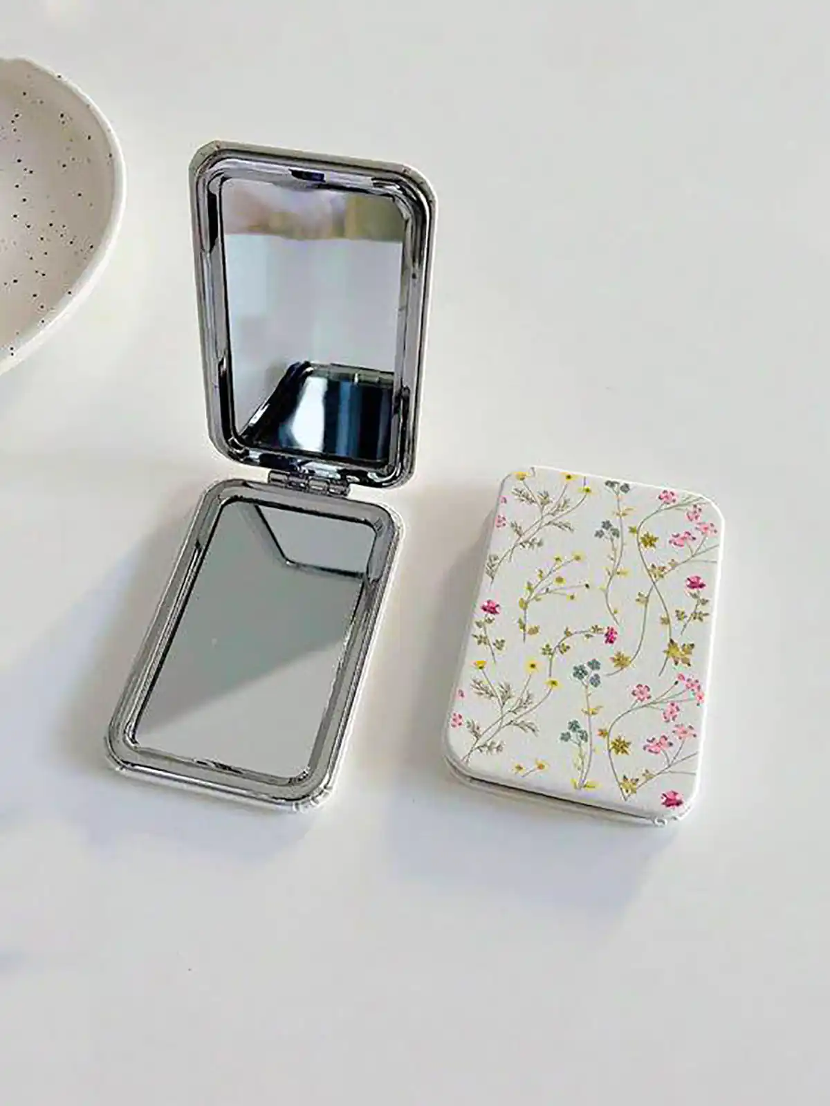 آینه کوچک کیفی شیک