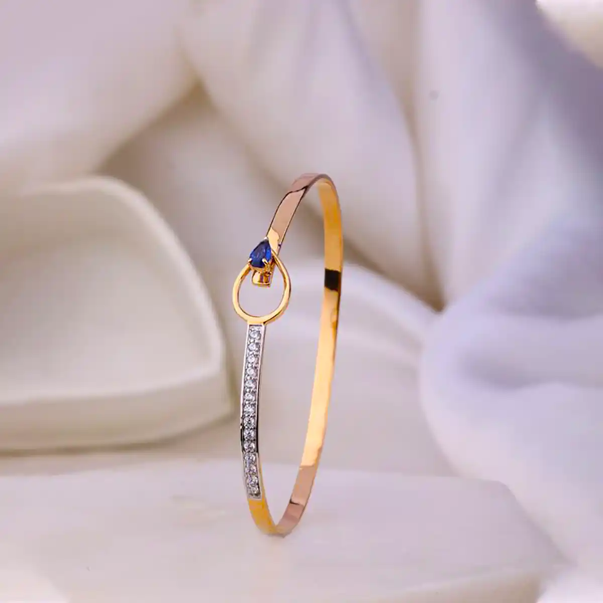 بنگل طلا شیک و باکلاس