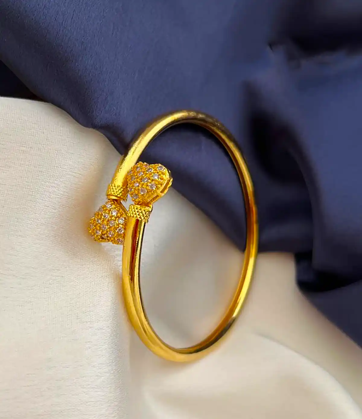 بنگل طلا شیک و باکلاس