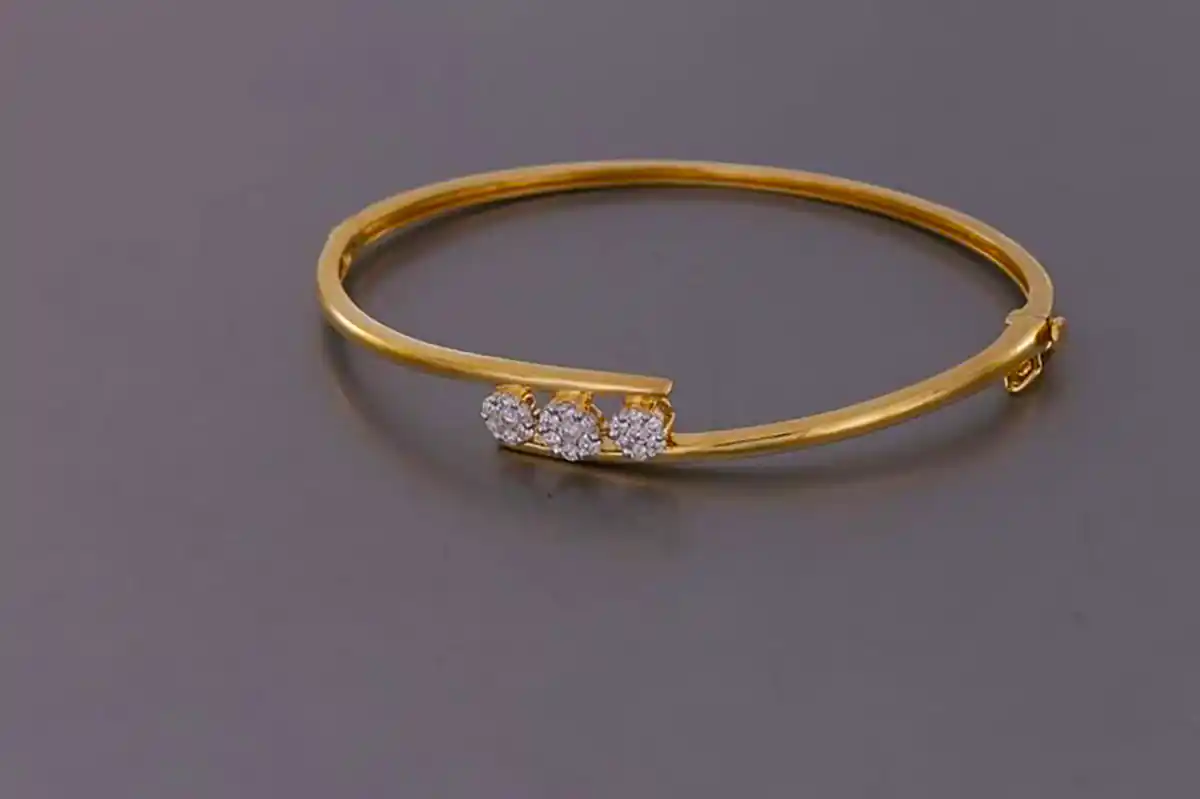 بنگل طلا شیک و باکلاس