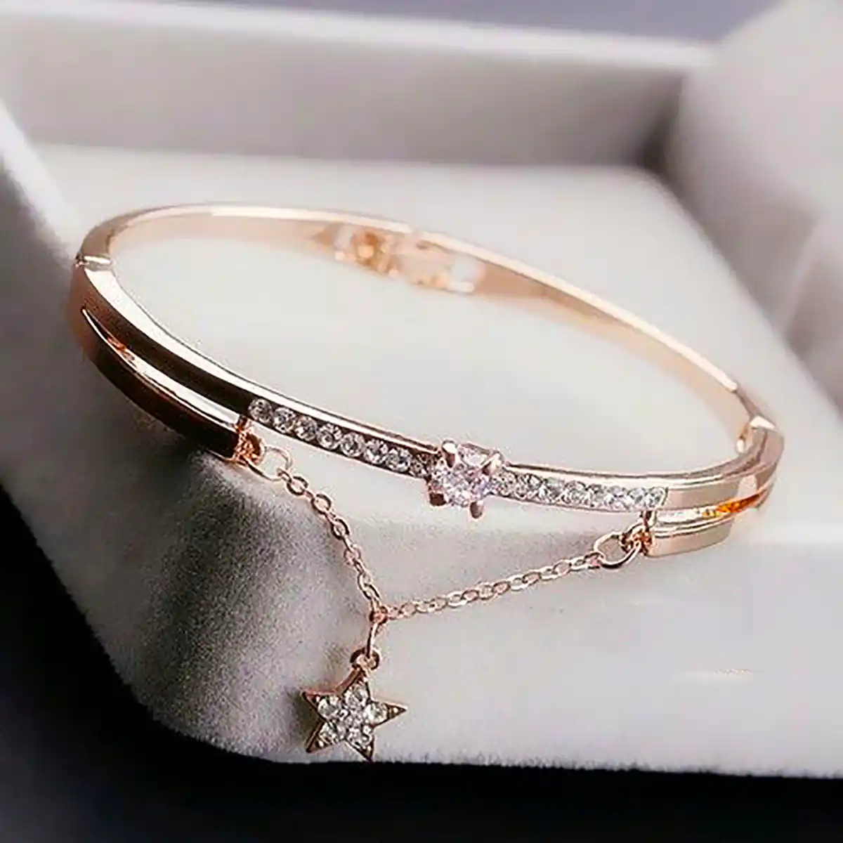 بنگل طلا شیک و باکلاس