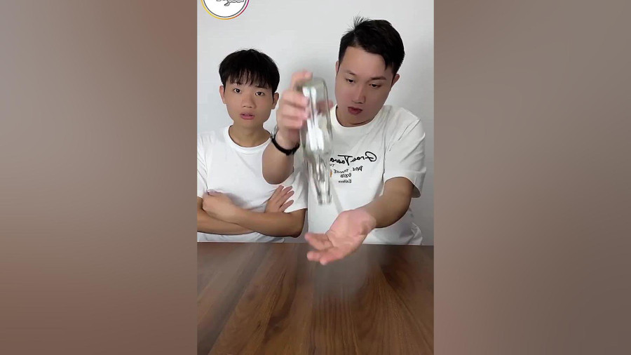 آموزش تکنیک‌های شعبده‌بازی؛ از اجرای تردستی تا افشای رازها