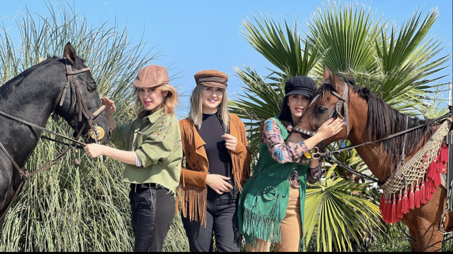 تعطیلات خاطره انگیز در ساحل خزر اسب سواری و تفریح