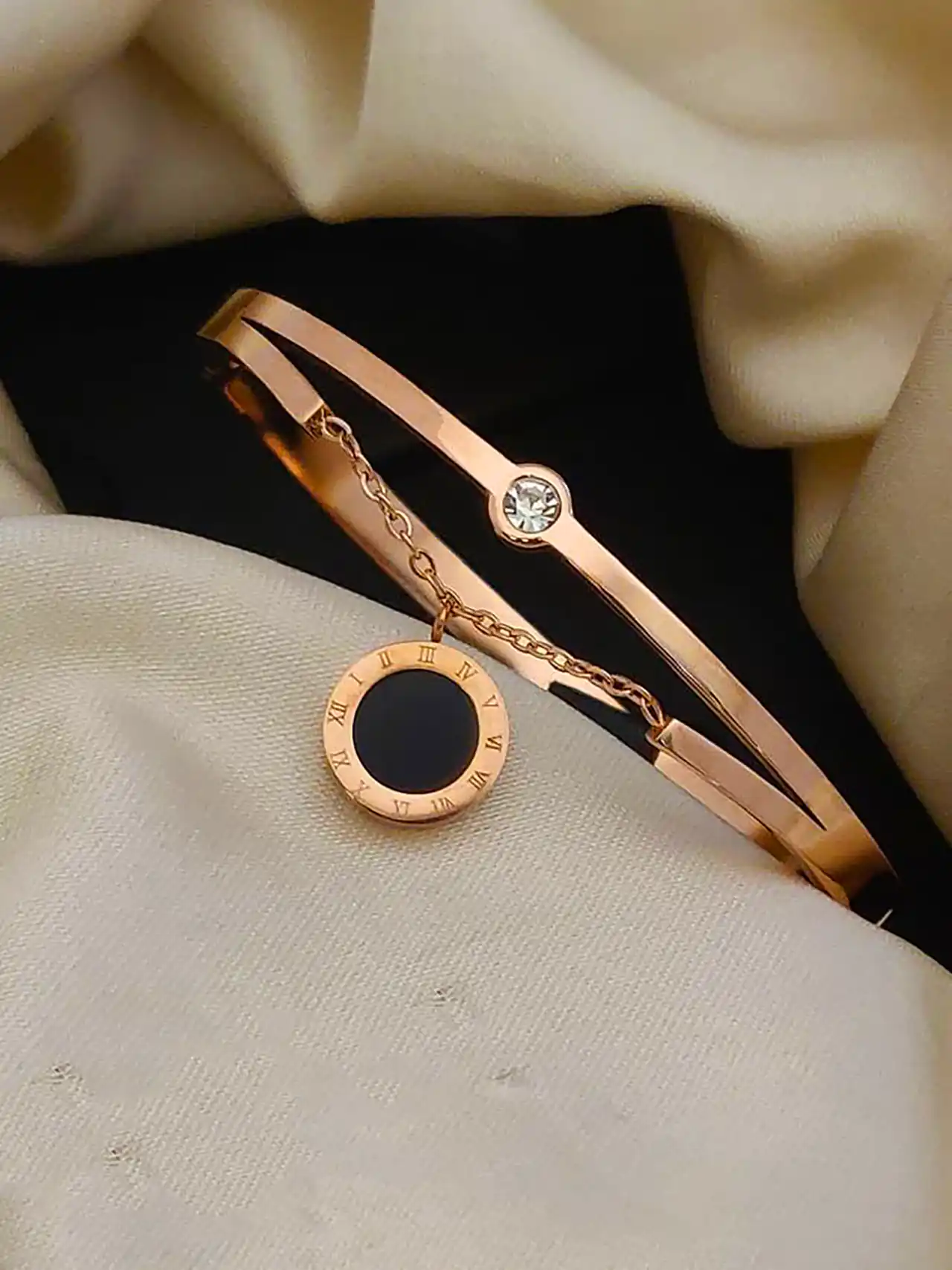 دستبند النگویی ترند