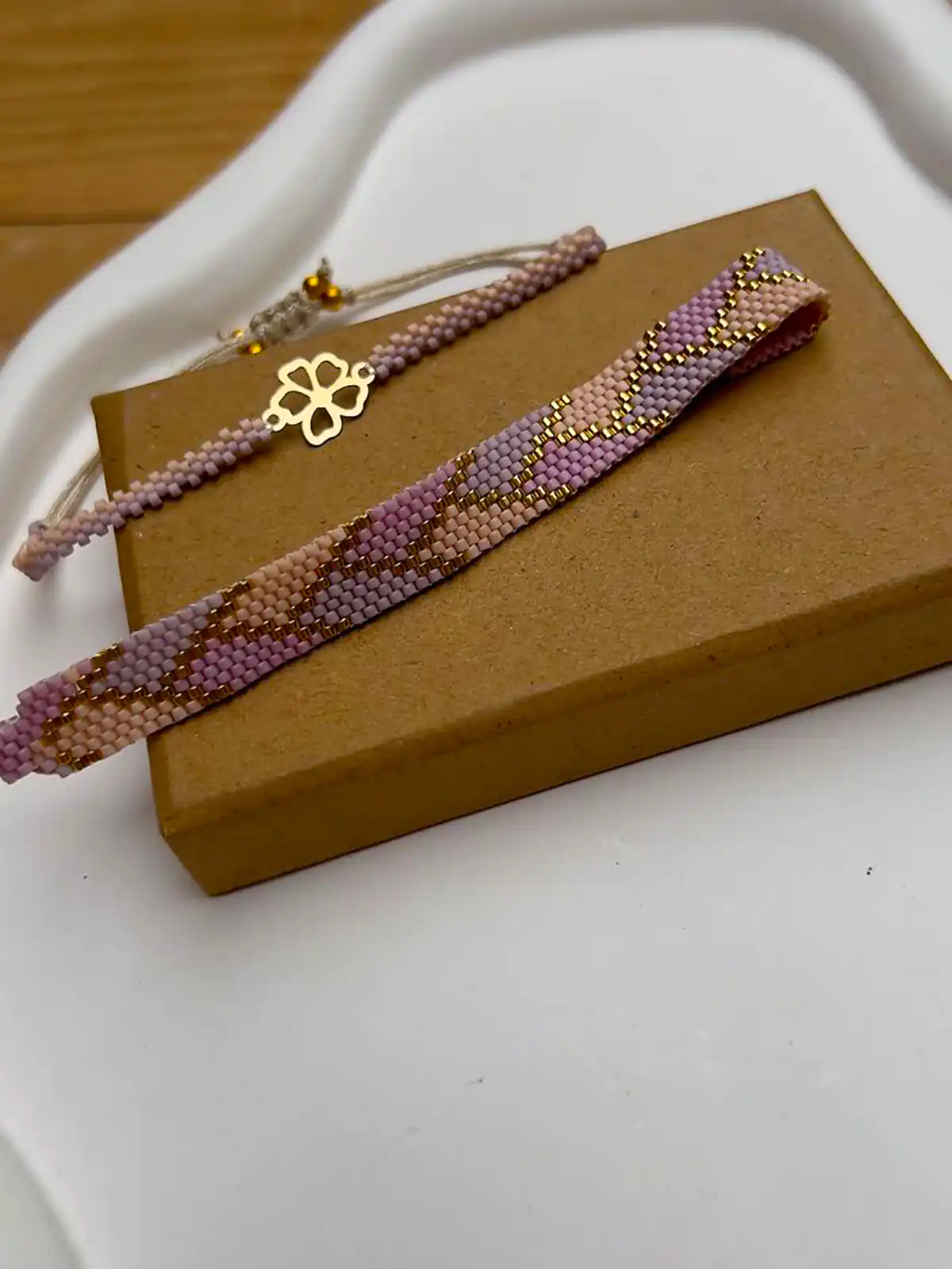 دستبند دست ساز شیک و جذاب