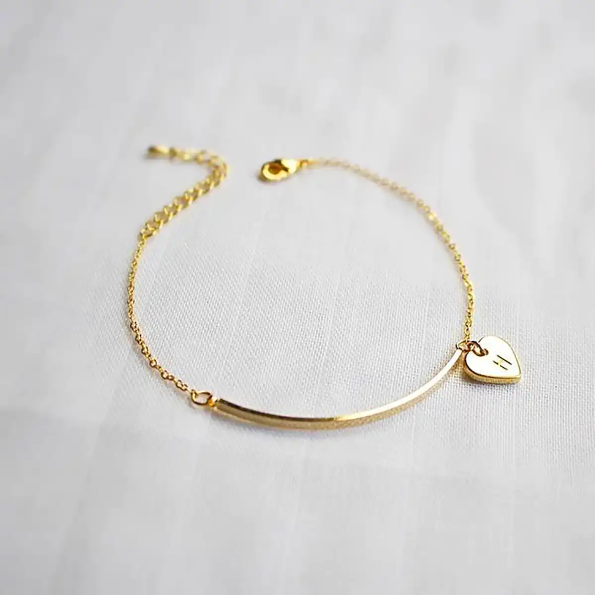 دستبند ساده و زیبا طلا