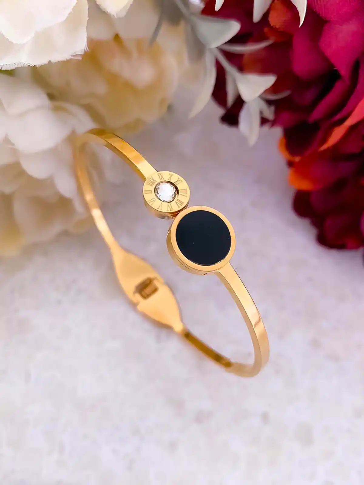 دستبند طلا شیک و ترند