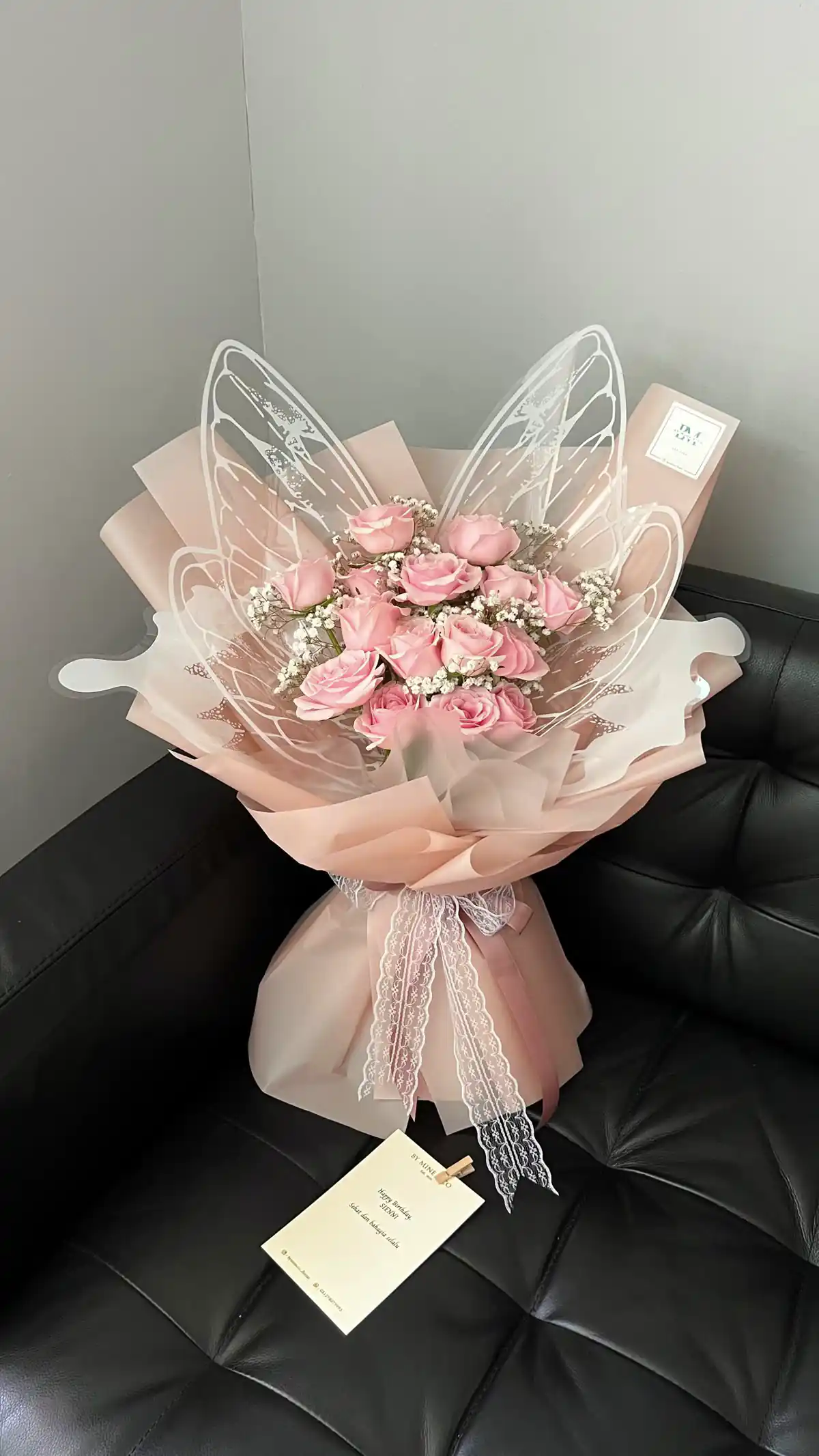 دسته گل ترند و لوکس هدیه