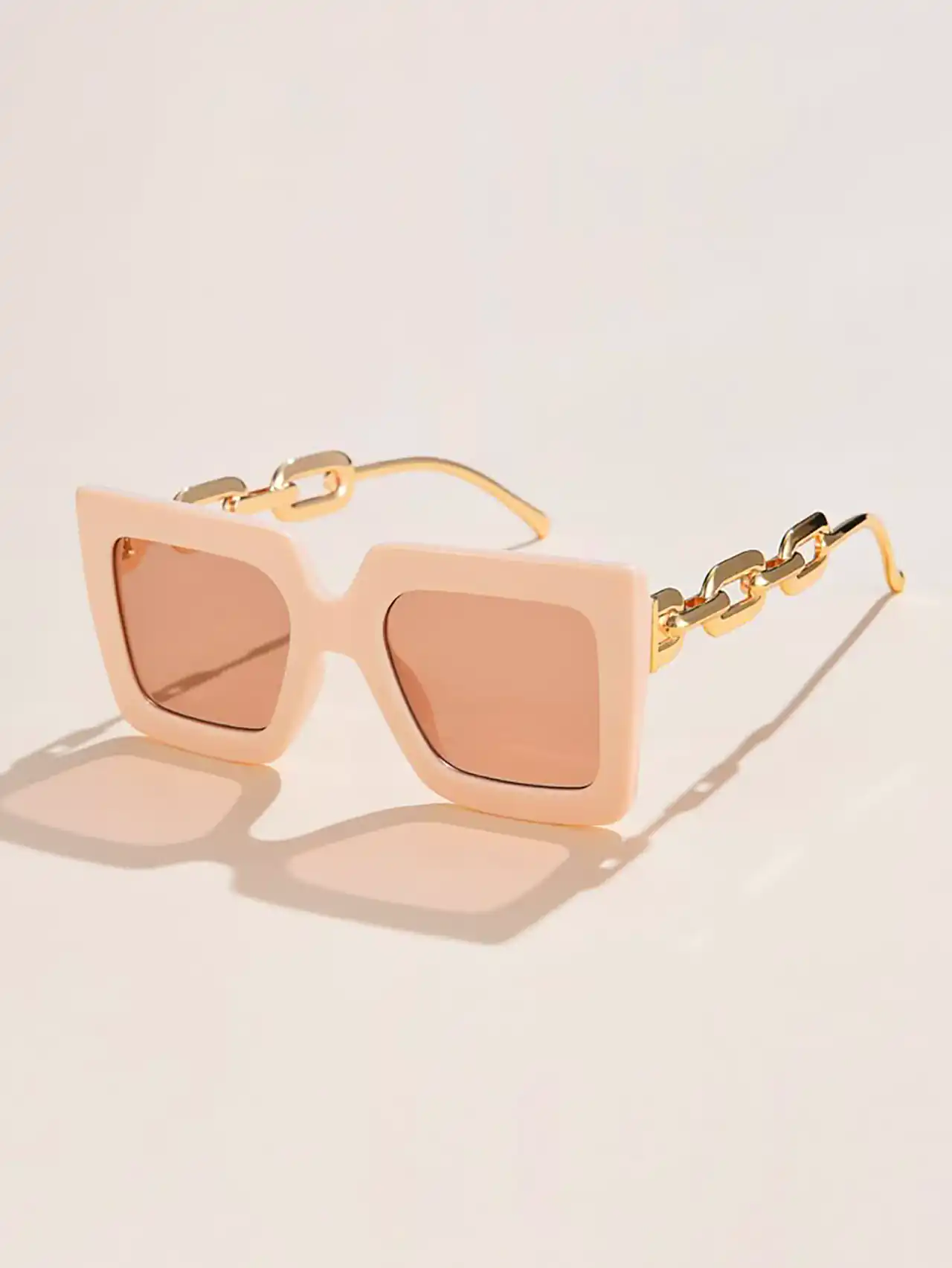 عینک آفتابی شیک و برند