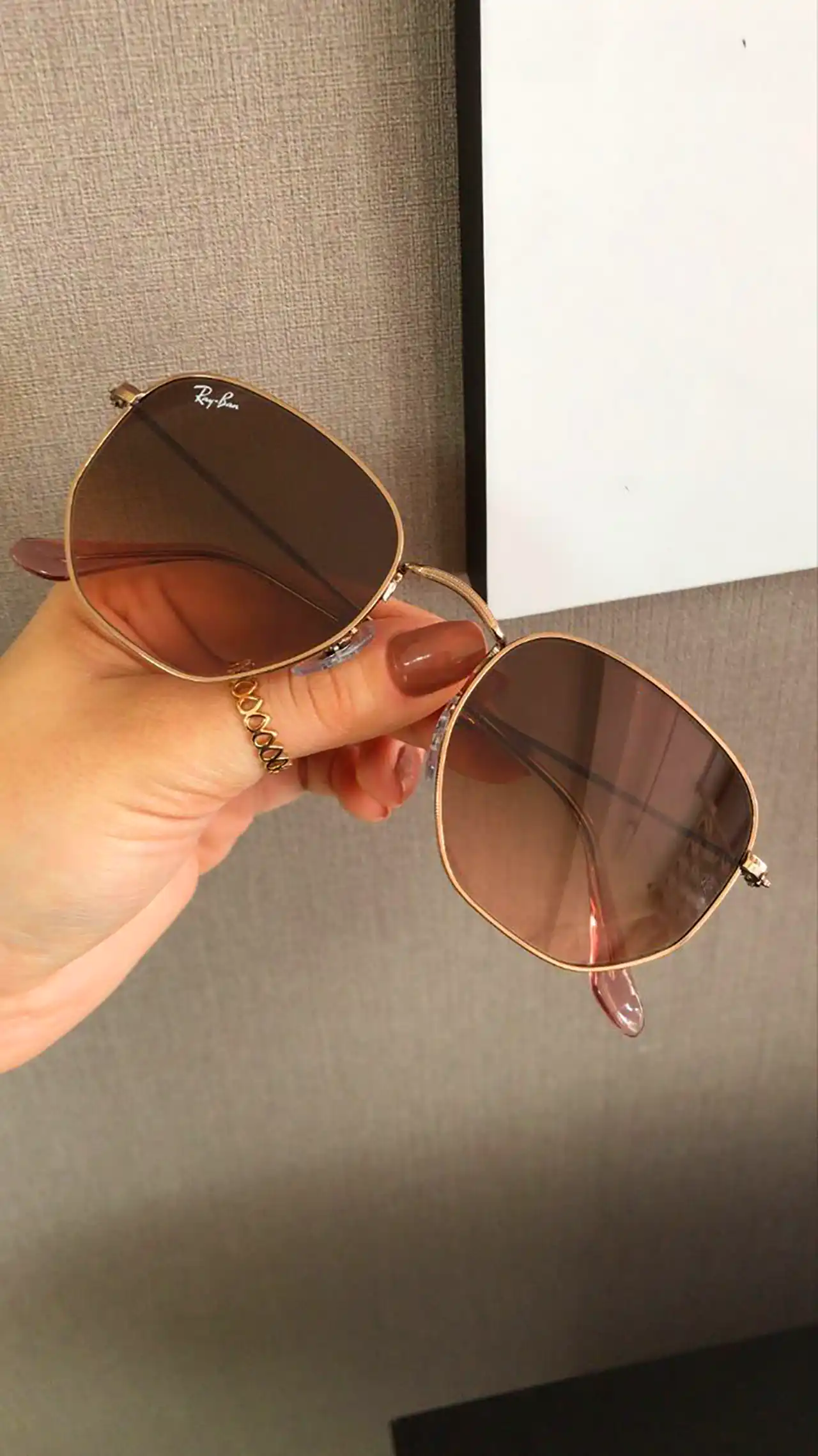عینک آفتابی شیک و برند