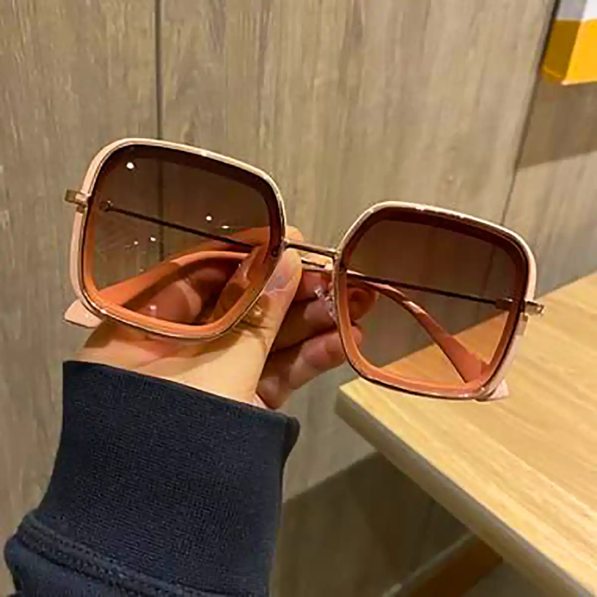 عینک آفتابی ترند و خاص زنانه