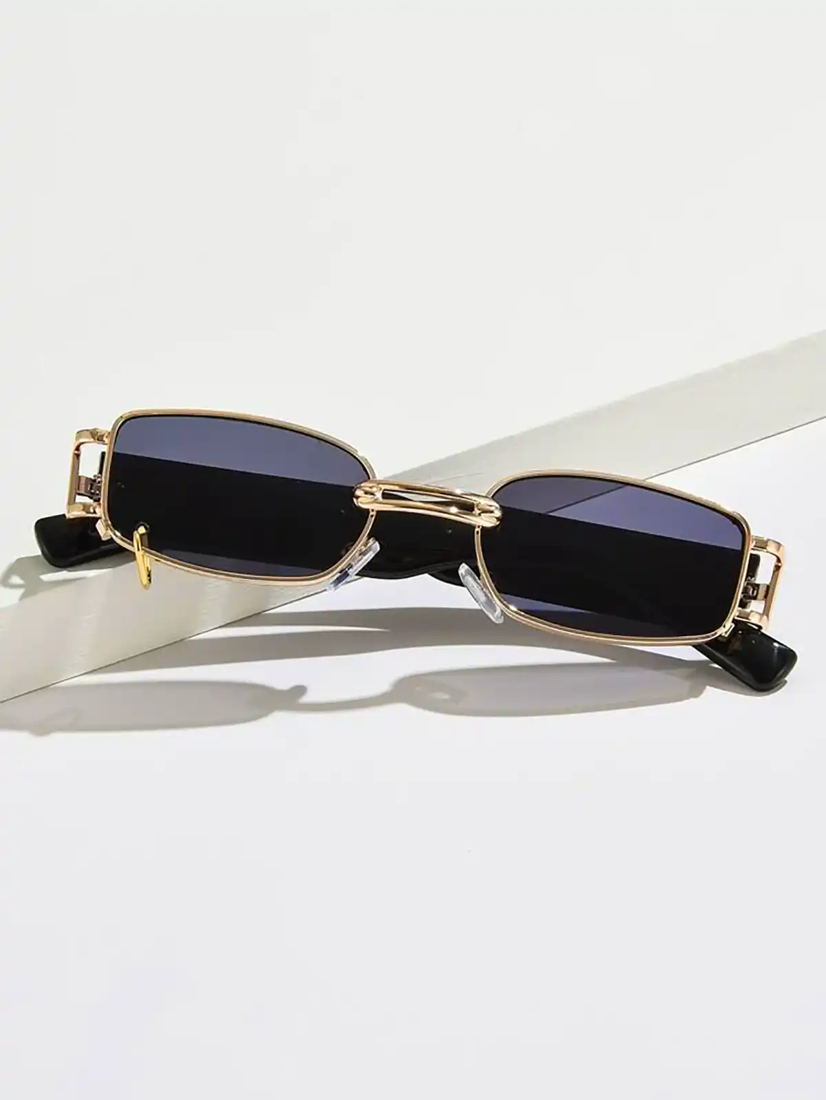 عینک آفتابی ترند و خاص زنانه